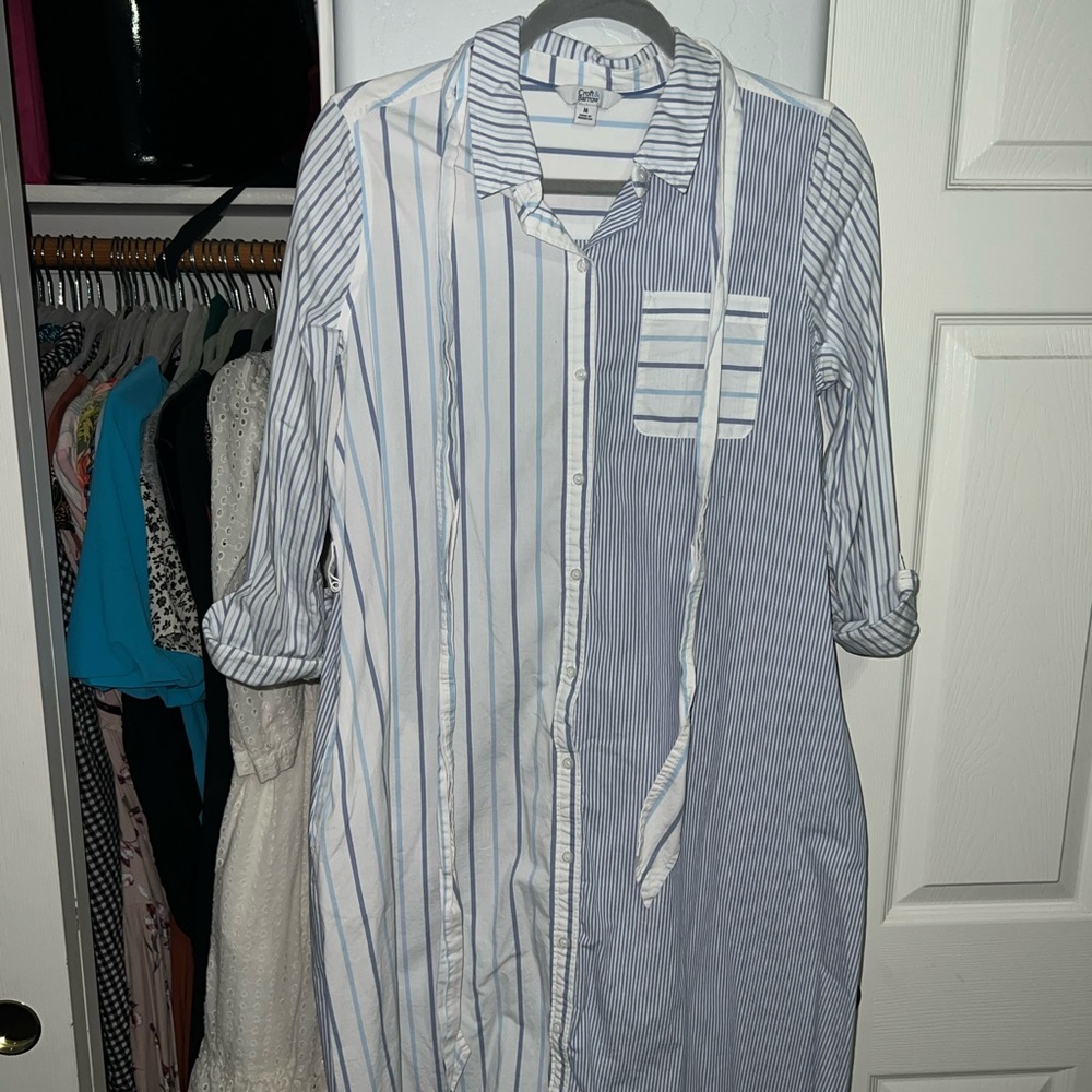 Croft & Barrow Blue and White Striped Shirt